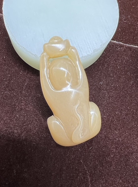 新疆和田玉且末糖白小猴子 雕工精细 油润细腻