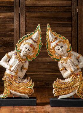 泰国实木雕刻人物泰式迎宾佛摆件东南亚风格会所餐厅桌面工艺品