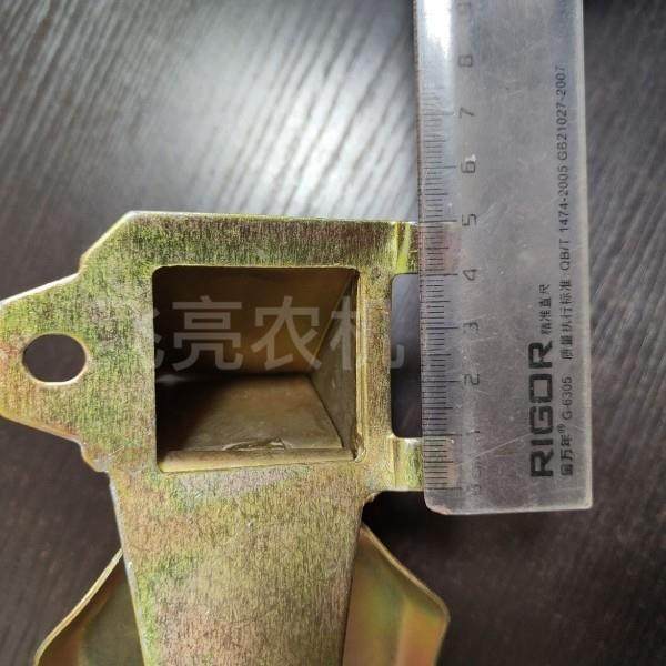 播种机排种口鸭嘴玉米花生豆类覆膜手推式滚轮播种机农机配件鸭嘴,淘宝优惠券,粉丝福利购,淘宝优惠卷