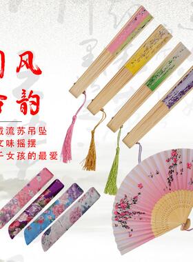 厂家竹质二青折叠扇一笑扇子女古风扇子舞蹈扇风折扇学生礼品雅扇