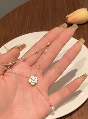 年新款锁骨链女珍珠项链女山茶花双层颈链轻奢小众设计高级感