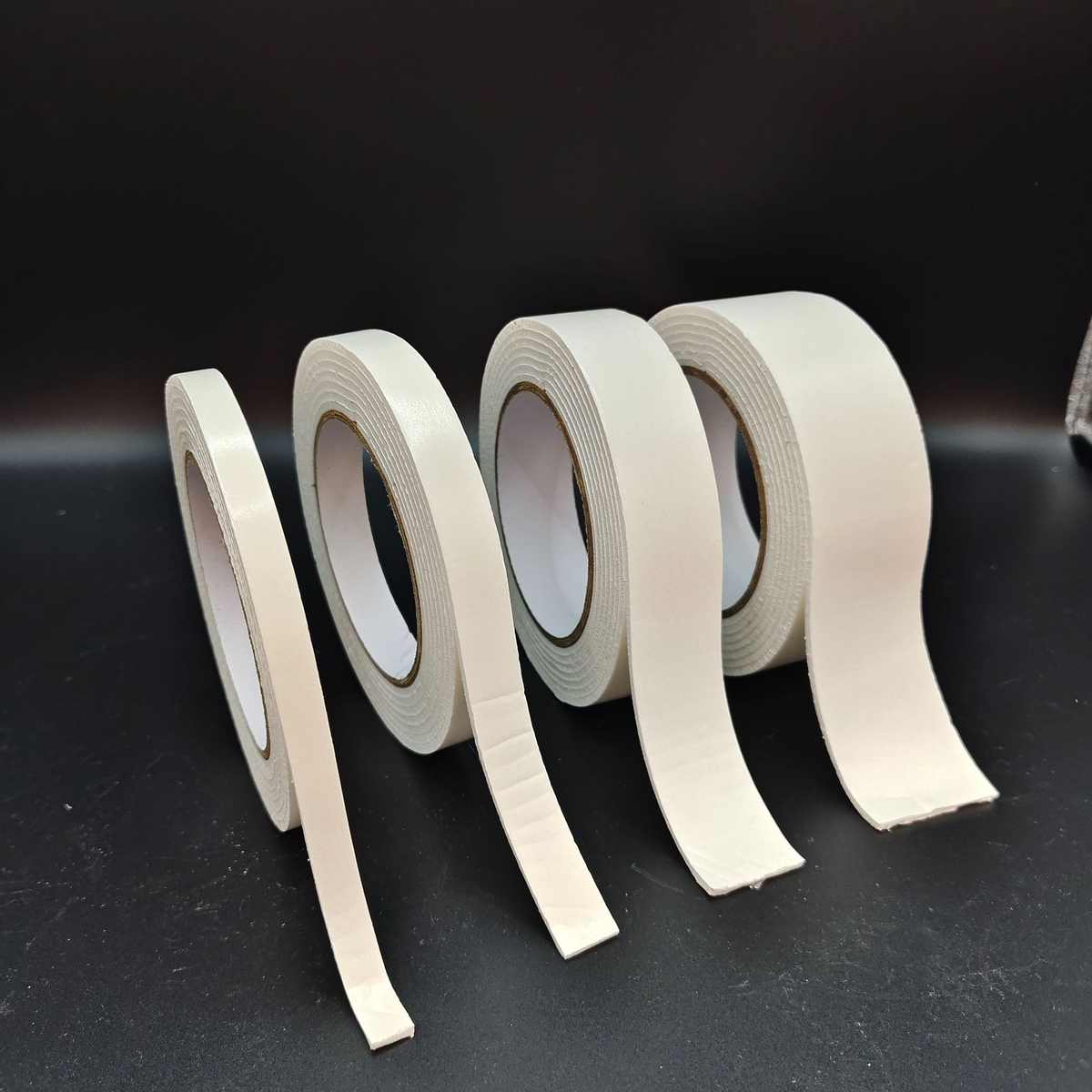 白色pe海绵双面胶 加宽高粘胶带两面白色粘胶强力固定墙面胶带 - 图3