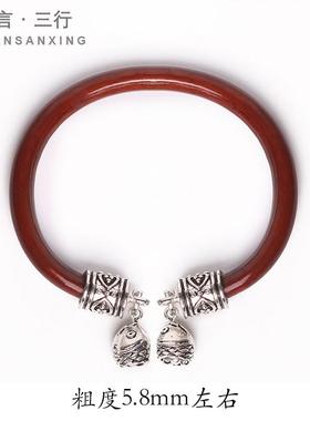 高档鸡血藤手镯男女藤款无节藏银挂坠铃铛镯西藏品天镯然藤饰木子