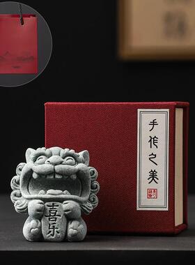 创意风狮爷石头工艺品桌面摆件高级感小众笔架镇纸书房装饰品礼品