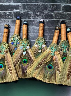 大扫把天然紫水晶生命树孔雀羽毛祭坛摆件