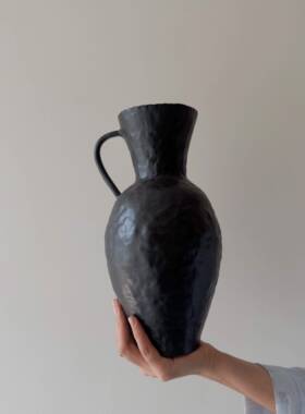 侘寂风黑色陶瓷艺术花瓶摆件客厅插花民宿样板间家居水培鲜花花瓶
