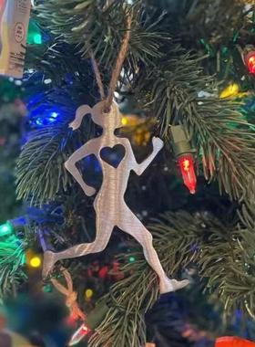 跨境爆品跑步女孩金属装饰品，送给跑步者的礼物，女孩跑步吊坠，