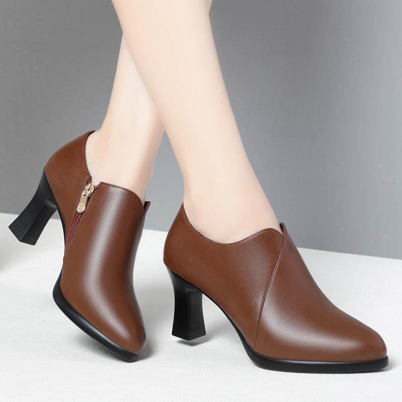 正品秋妈妈鞋子软底春女款单鞋鞋2025新款中中老年年高跟真皮春季 - 图0