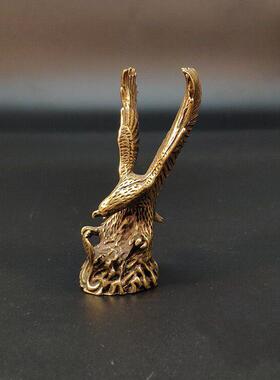 纯铜雄鹰摆件大鹏展翅 迷你老鹰手把件风水大展宏图雄鹰捕蛇