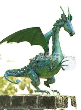 跨境新品树脂创意摆件绿色飞龙抱球雕像园艺桌面家居装饰工艺品