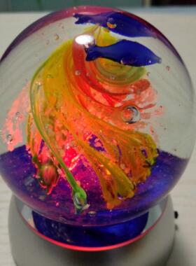 依诺礼品水晶琉璃球摆件玻璃球家居装饰送男孩女孩礼物生日惊喜