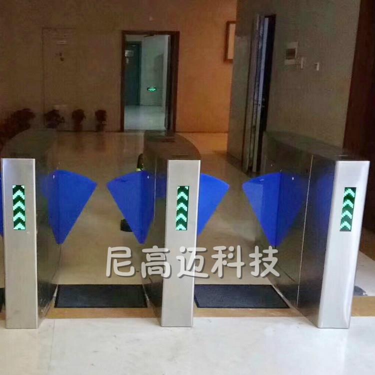 Supply NGM luxury infrared anti-pinch wing barrier, induction fast wing barrier machine, marble attendance wing barrier