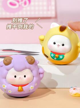 新款招财不倒翁办公室桌面解压摆件可爱汽车装饰摆件女生创意礼物