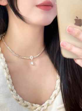 水晶颈链高级感轻奢复古重工项链