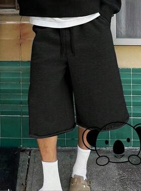 M 68231 Men's Solid Color Shorts 士短裤