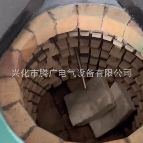 厂家供应300公斤熔铝炉熔锌炉 浇铸压铸熔炉 节能电阻熔炉 - 图1
