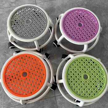 Universal wheel small stool pulley low stool rotatable mobile chair house small bench ໃຫ້ເຊົ່າອາຈົມຮອບ