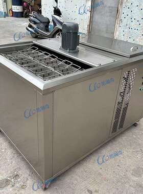 小型0.5吨块冰机厂房供应大冰块冰条机冰砖机每块常规冰砖5KG