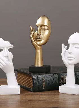 2025新款电视柜摆件高级感小众个性抽象艺术面具人物创意沉默是金