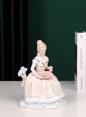 采购产品现代家庭装饰品，西方女人，陶瓷装饰品，客厅卧室，酒柜
