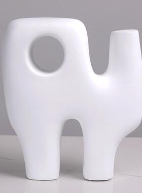 简约现代彩色树脂抽象摆件室内家居客厅桌艺术设计师几何装饰品