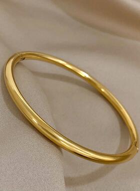 Greatera Waterproof Polished Stainless Steel Cuff Bracelet B