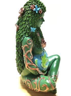 源头厂家热销树脂地球胜利女神雕像吉亚大地圣母摆件现货