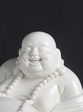 白瓷大肚弥勒佛像摆件陶瓷大号笑佛招财供奉瓷器礼品家居客厅摆设