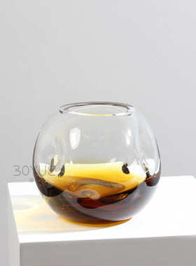 现代轻奢手工不规则琉璃琥珀色圆球花瓶售楼处洽谈桌摆装饰品摆件