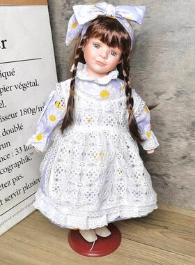 田园欧式女仆出口陶瓷娃娃卧室客厅个性创意装饰摆饰生日节日礼品