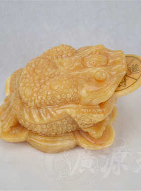 厂家直播货源批发玉石米黄玉小金蟾摆件黄玉金蟾玉器摆件礼品直供