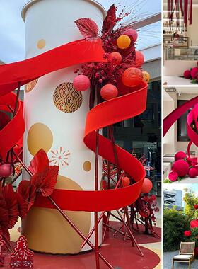 38女王节造型绒布带条春日橱窗摆件网红装饰橱窗店铺打卡造景布置