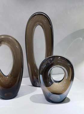 现在简约轻奢茶色渲染创意花器客厅餐桌花瓶样板房售楼处桌面摆件