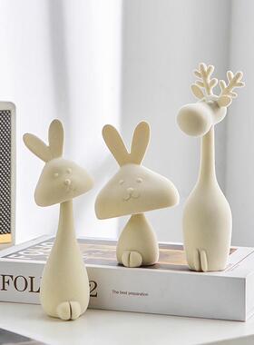 现代简约创意抽象兔子摆件艺术轻奢高级感玄关客厅电视柜桌面装饰
