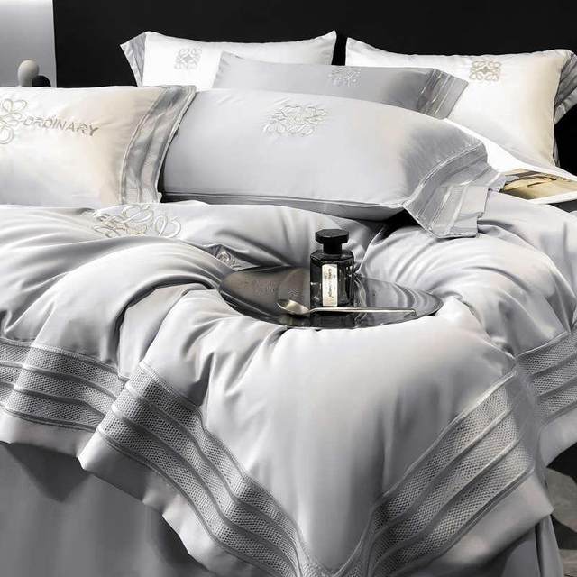 Summer light luxury high-end style tin silk four-piece set silk silk quilt cover bed cover bedding