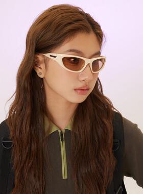 抗UV未来感太阳眼镜女高级感登山覆古运动户外骑行偏光太阳眼镜男