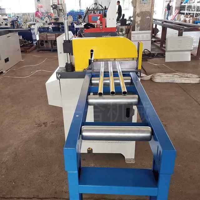 Manufacturer supplies 455 semi-automatic aluminum cutting machine with material rack aluminum cutting saw metal cutting machine equipment