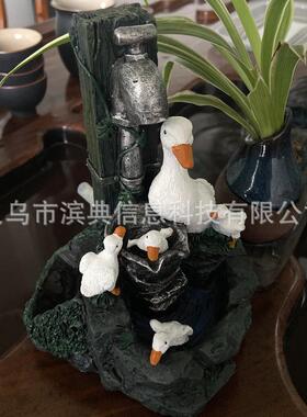 新款直销太阳能鸭子水泵流水款家庭树脂工艺品摆件 鸭子一家树脂