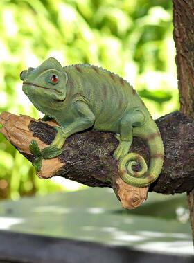 庭院园林装饰布局模拟变色龙摆件树挂动物园林景观房屋户外装饰