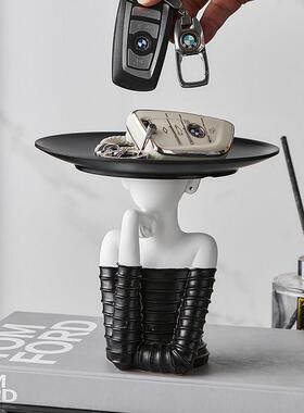 创意现代简约风抽象人物托收摆件轻奢入户玄关厅客SHBA1537桌面纳