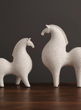 新中式树脂抽象马摆件客厅电视柜玄关软装饰品轻奢酒店办公室工艺