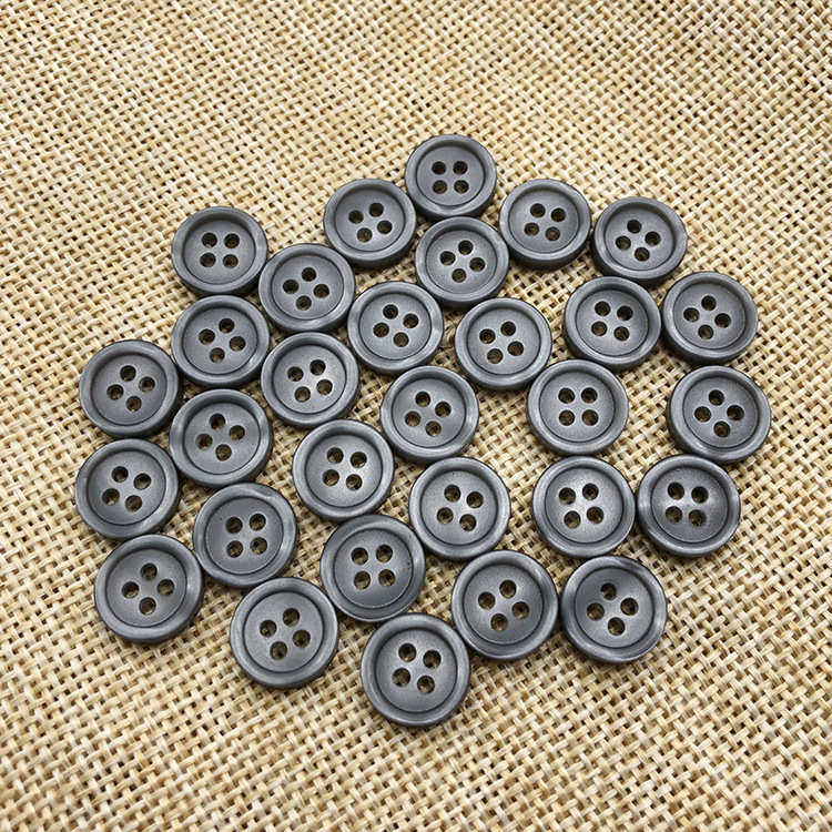 浅灰色小扣子 树脂四眼男衬女式灰色衣服钮扣 扭扣圆形雪纺扣,淘宝优惠券,粉丝福利购,淘宝优惠卷