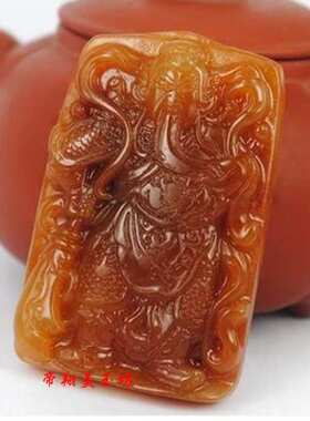 黄龙玉关公吊坠 武财神关公男女款玉坠