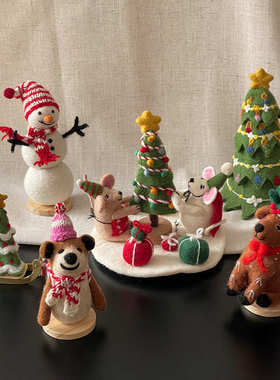 新款圣诞装饰品手工羊毛毡桌面摆件可爱小众圣诞树雪橇雪人摆件