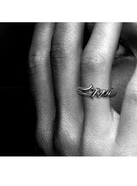 男士个性925银饰品戒指环尾戒子 欧美朗基努斯之枪潮人男女款