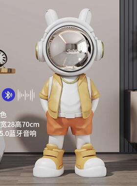 创意宇航员太空人wiff智能音响落地客厅摆件玄关电视柜沙发装饰品