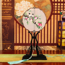 Hand embroidered finished product decoration New real silk Bio-embroidered double-sided embroidered chinlon fan (without shelf)