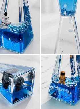 沙漏太空人流体电脑桌摆件高级感小众流沙瓶油滴装饰品创意办公桌