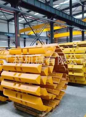 山推推土机链轨总成，160推土机干地链条，山推37节链筋