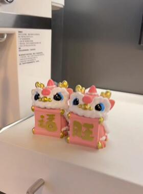 全国潮流创意狮子觉醒汽车装饰品卡通舞龙汽车中心控制台装饰品桌